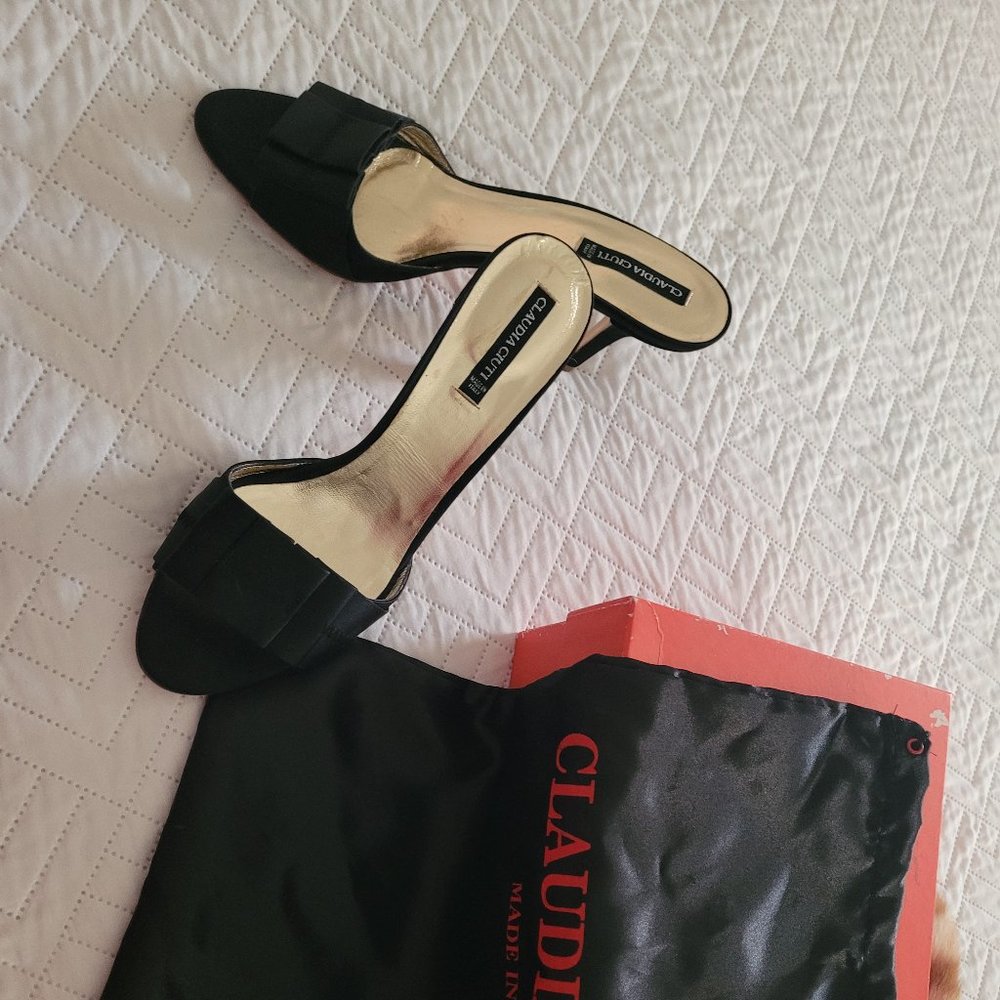 Claudia Ciuti Black Slide w/Ribbon